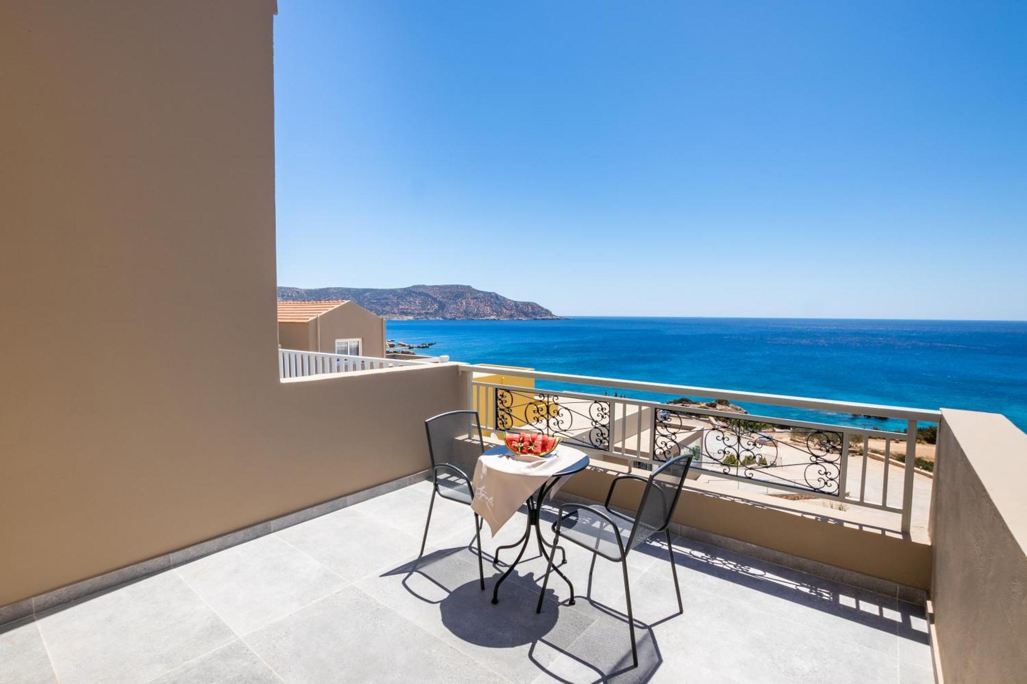 Apolis Beachscape Hotel Amoopi Esterno foto