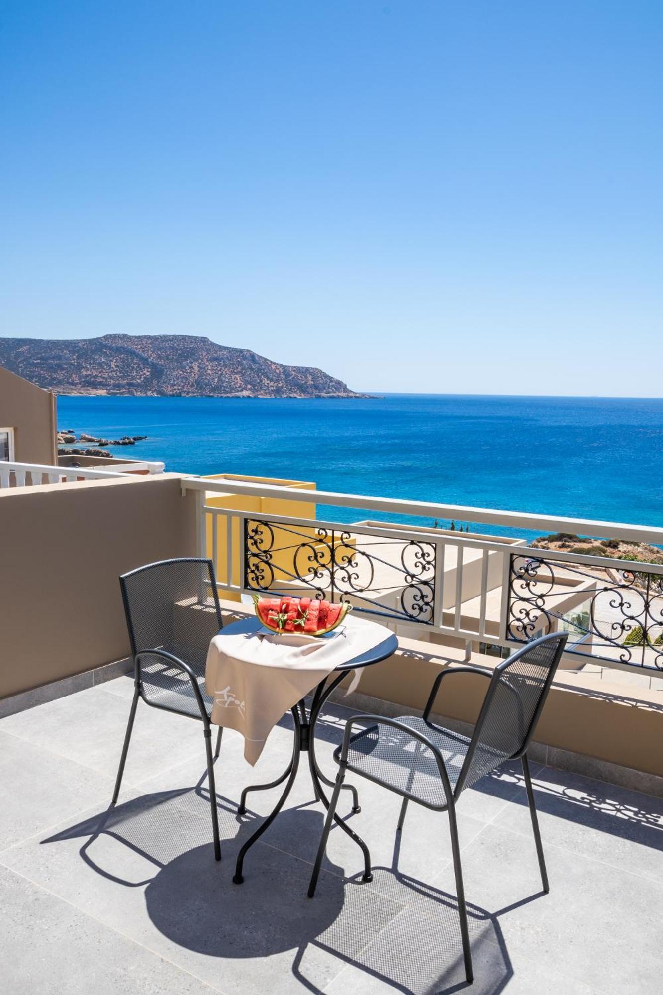 Apolis Beachscape Hotel Amoopi Esterno foto