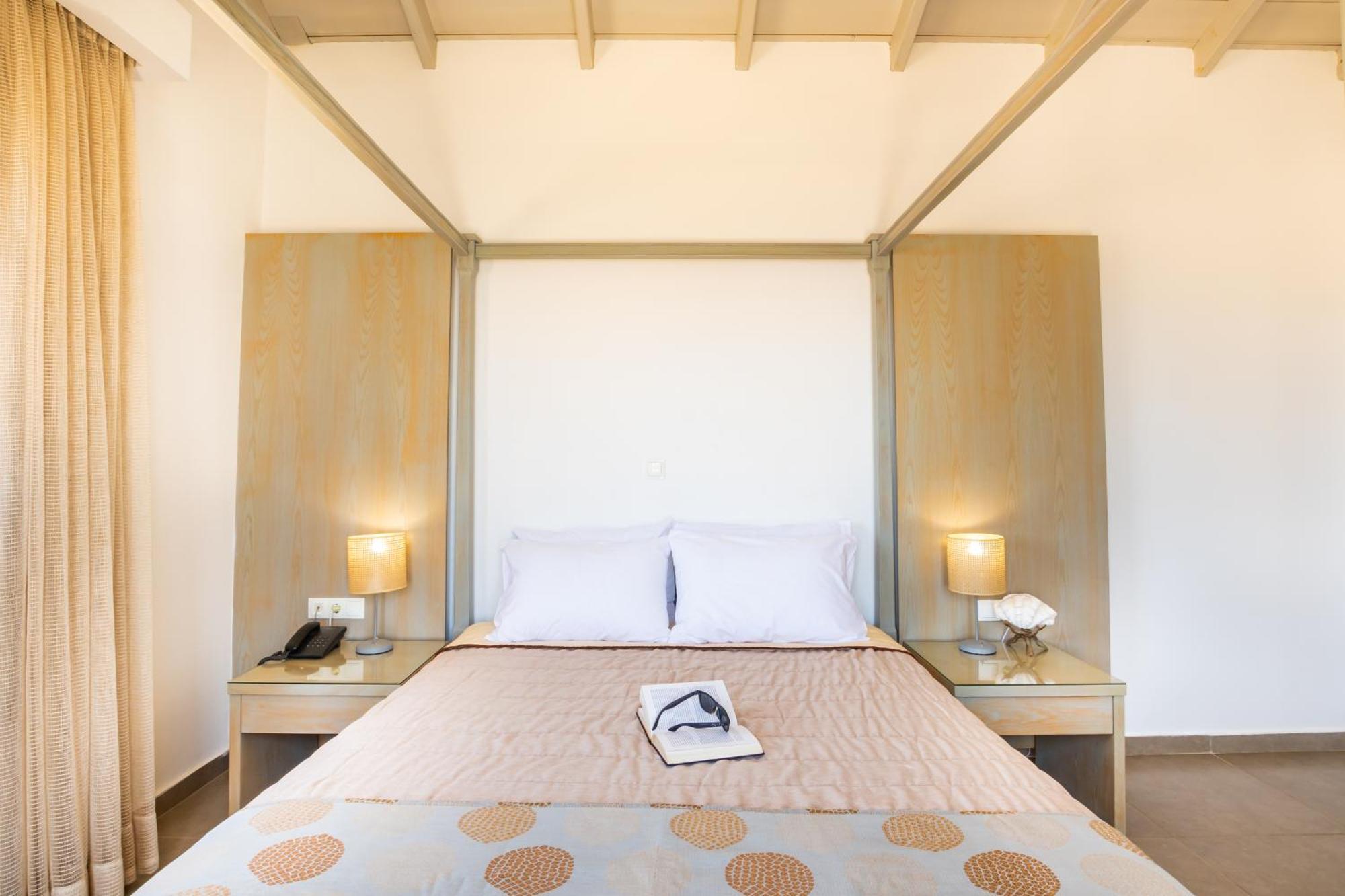 Apolis Beachscape Hotel Amoopi Esterno foto