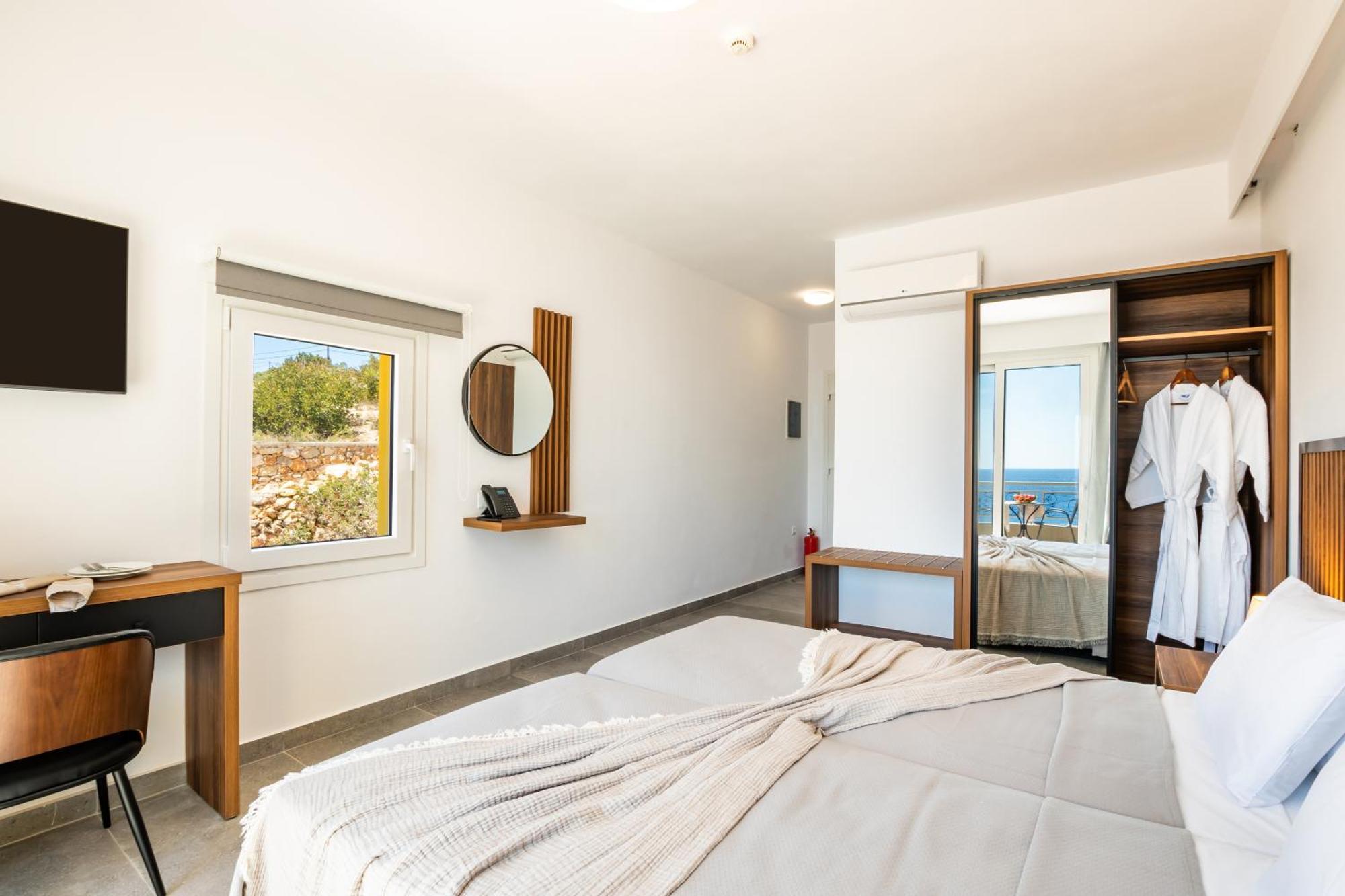 Apolis Beachscape Hotel Amoopi Esterno foto