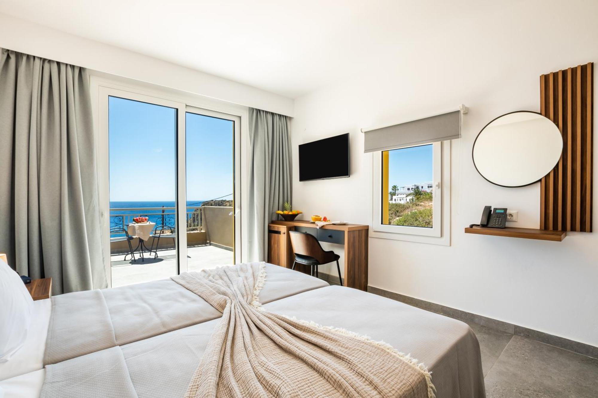 Apolis Beachscape Hotel Amoopi Esterno foto