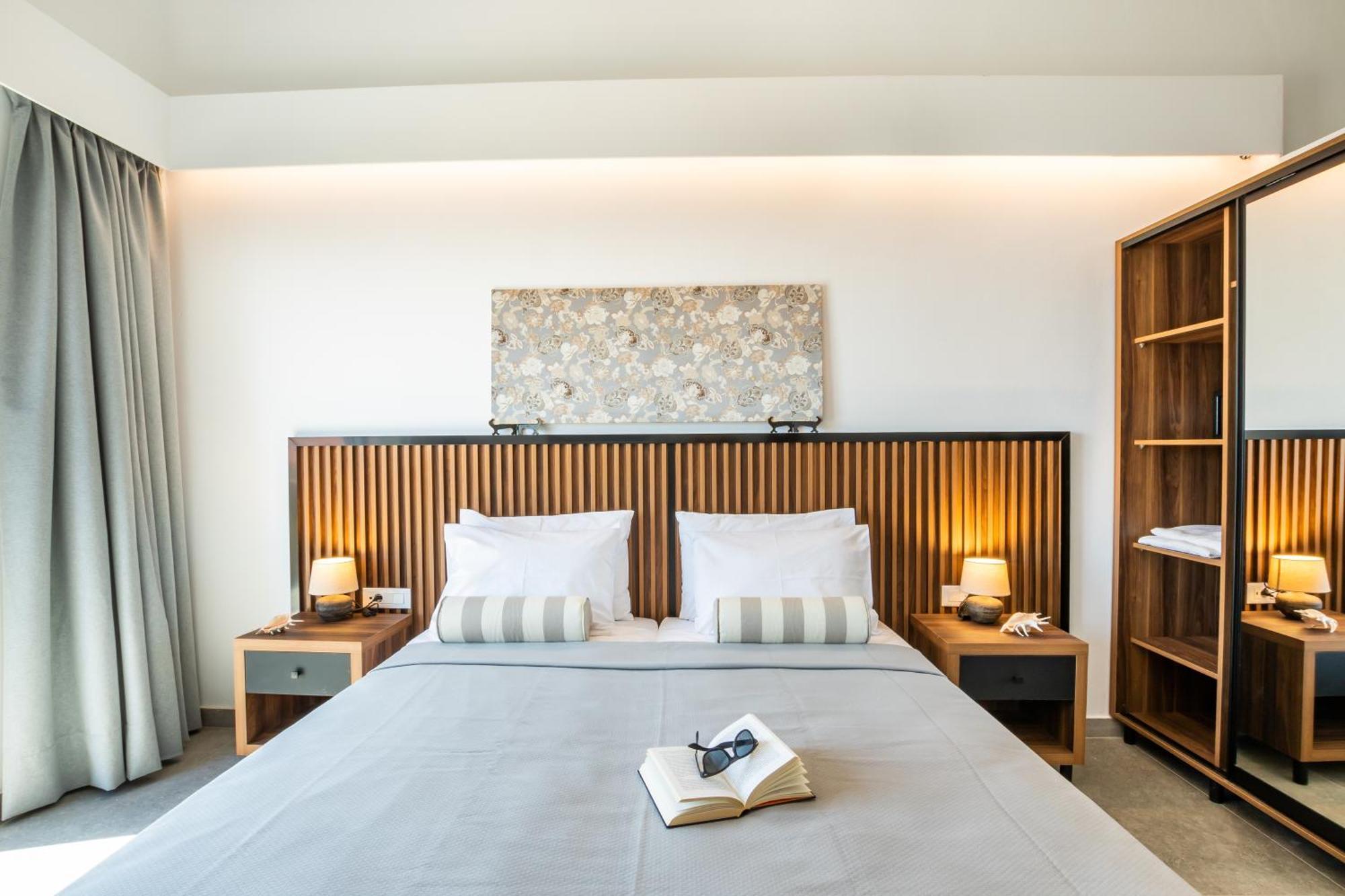Apolis Beachscape Hotel Amoopi Esterno foto