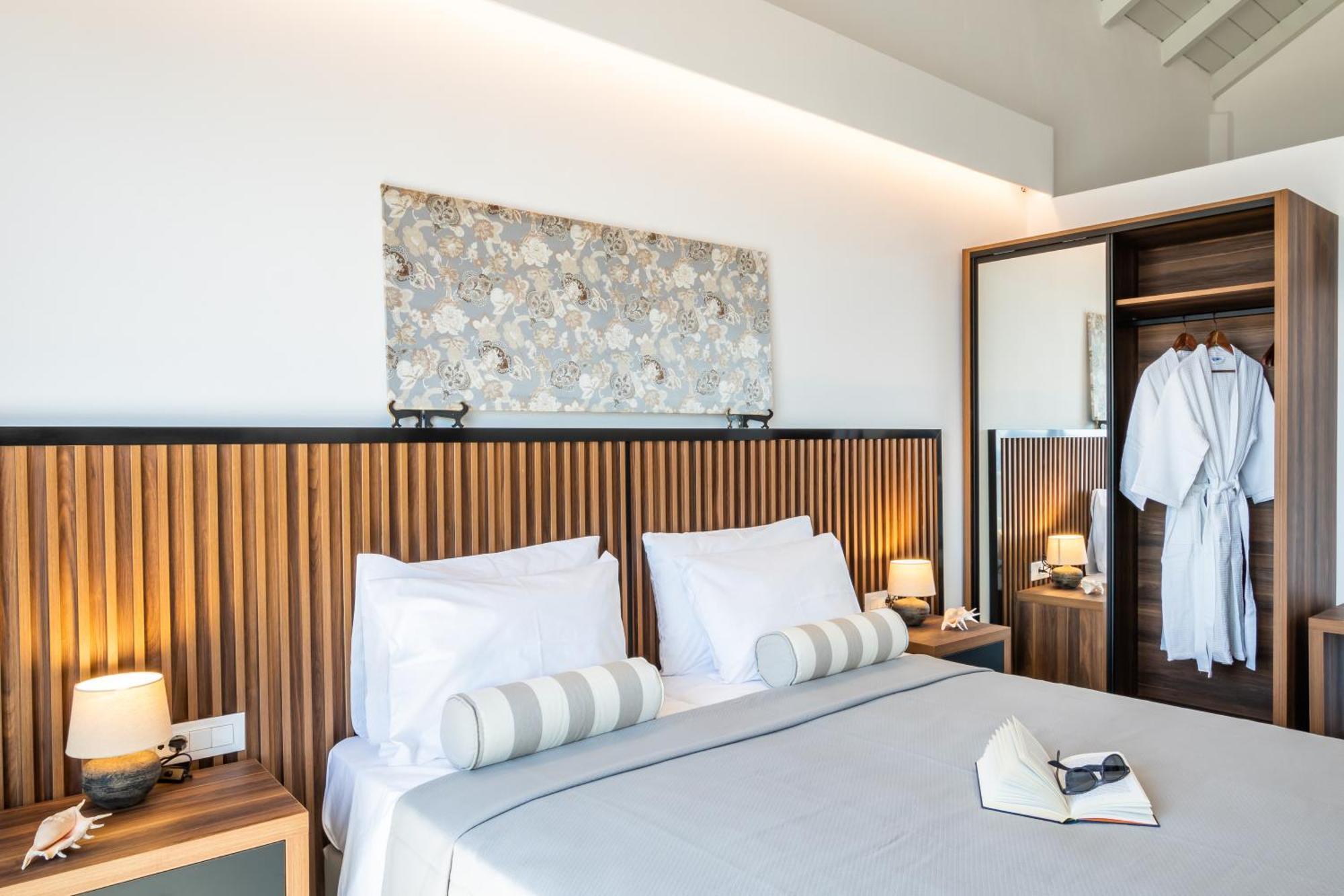 Apolis Beachscape Hotel Amoopi Esterno foto